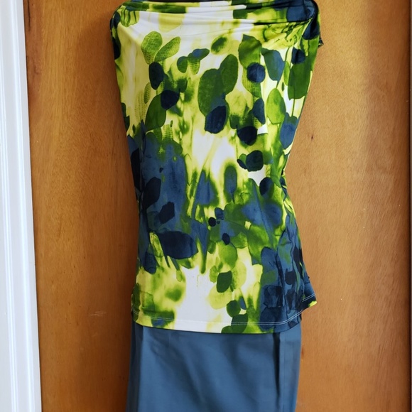 Jones New York Tops - Jones New York top and skirt set
